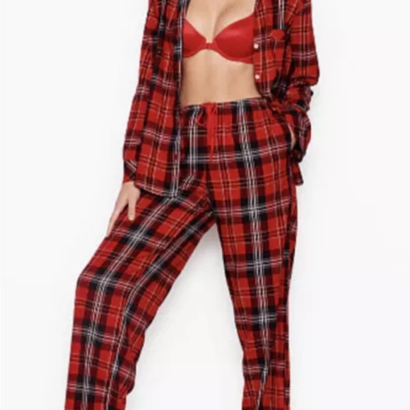 victoria’s secret pajama set - Picture 3 of 4